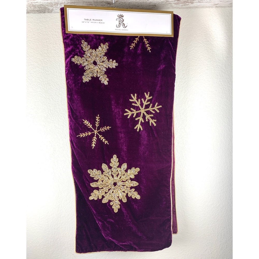 RACHEL ASHWELL Luxe Beaded Snowflake Table Runner